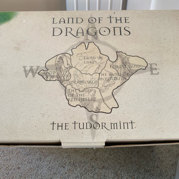 Unicorn Figurine - Picture 6 of 6